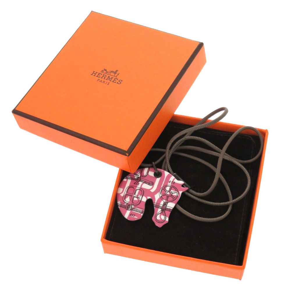 新品同様 エルメス タッタソールPM 馬 ラッカー ピンク ネックレス