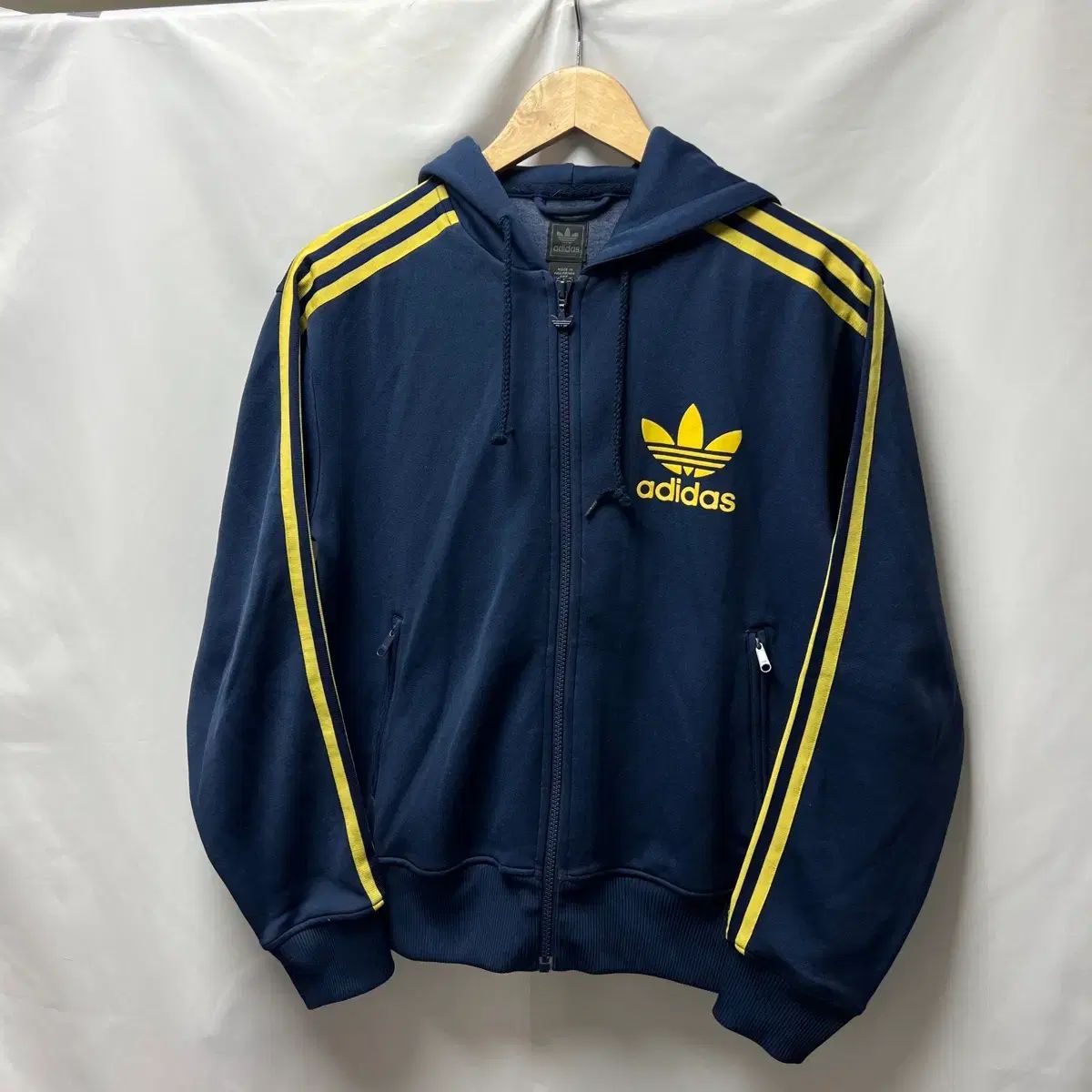 正規品/95 アディダス ヨーロッパ フロック フーデッドジップアップ