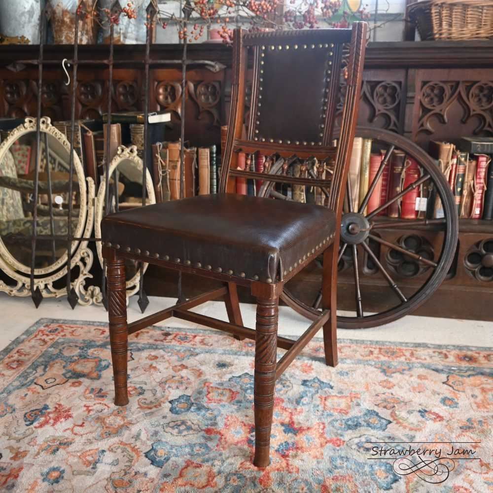 L3710-2-4 英国アンティーク レザーチェア ヴィクトリアン