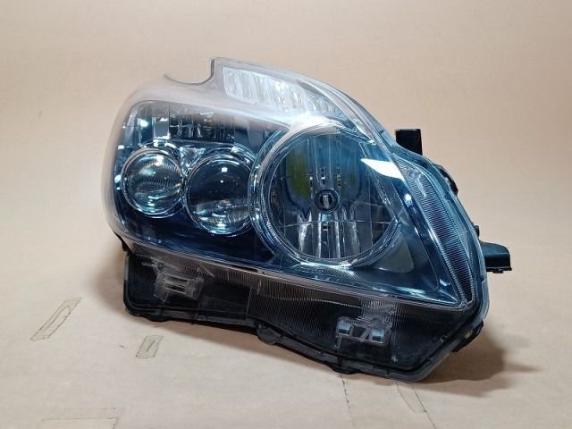 コーティング済 プリウス ZVW30 右ヘッドランプ ヘッドライト S LEDエディション コイト 47-30 81110-47340 070