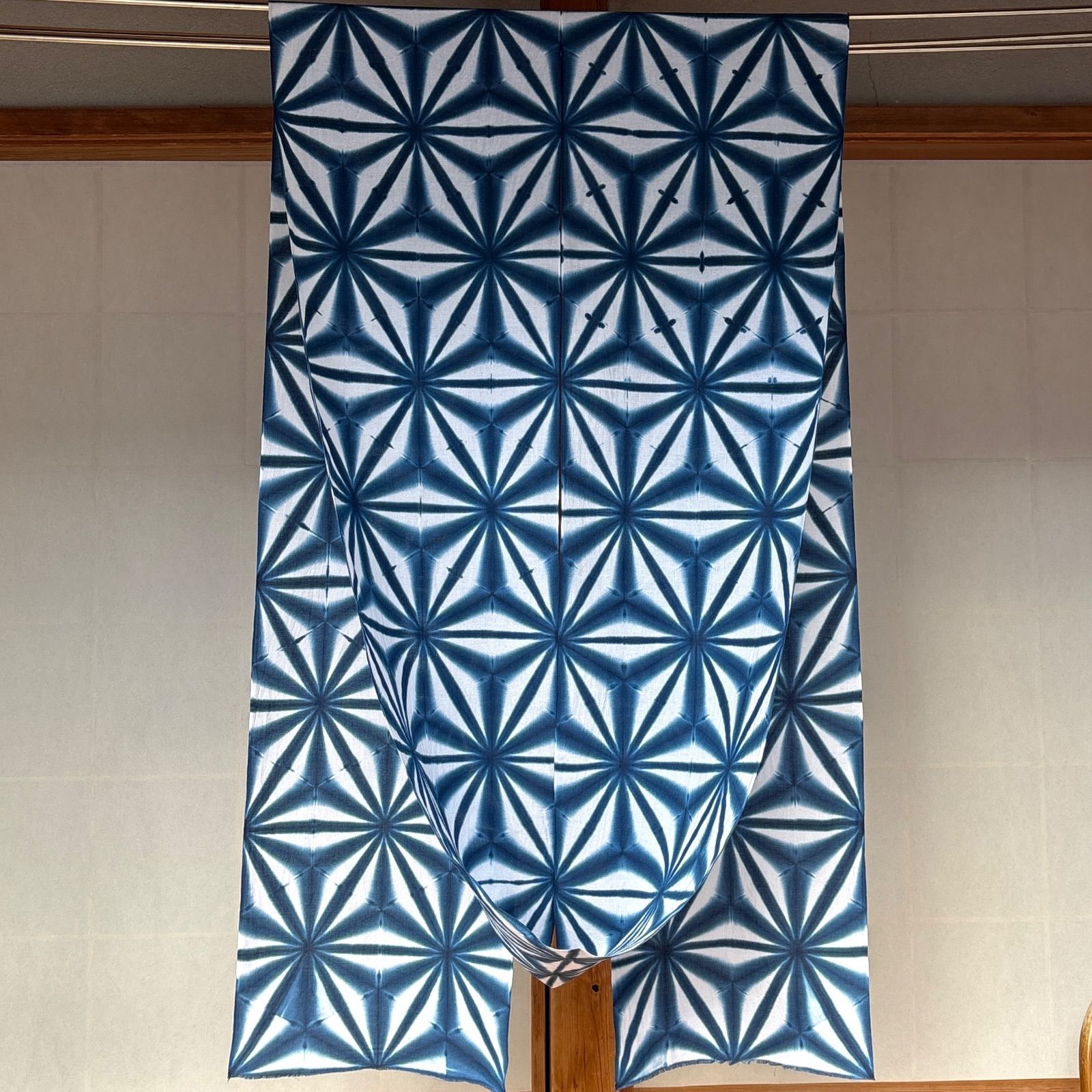 s187 【sato】 藍染 高級さらし生地 510cm 雪花絞り パワフル 麻の葉