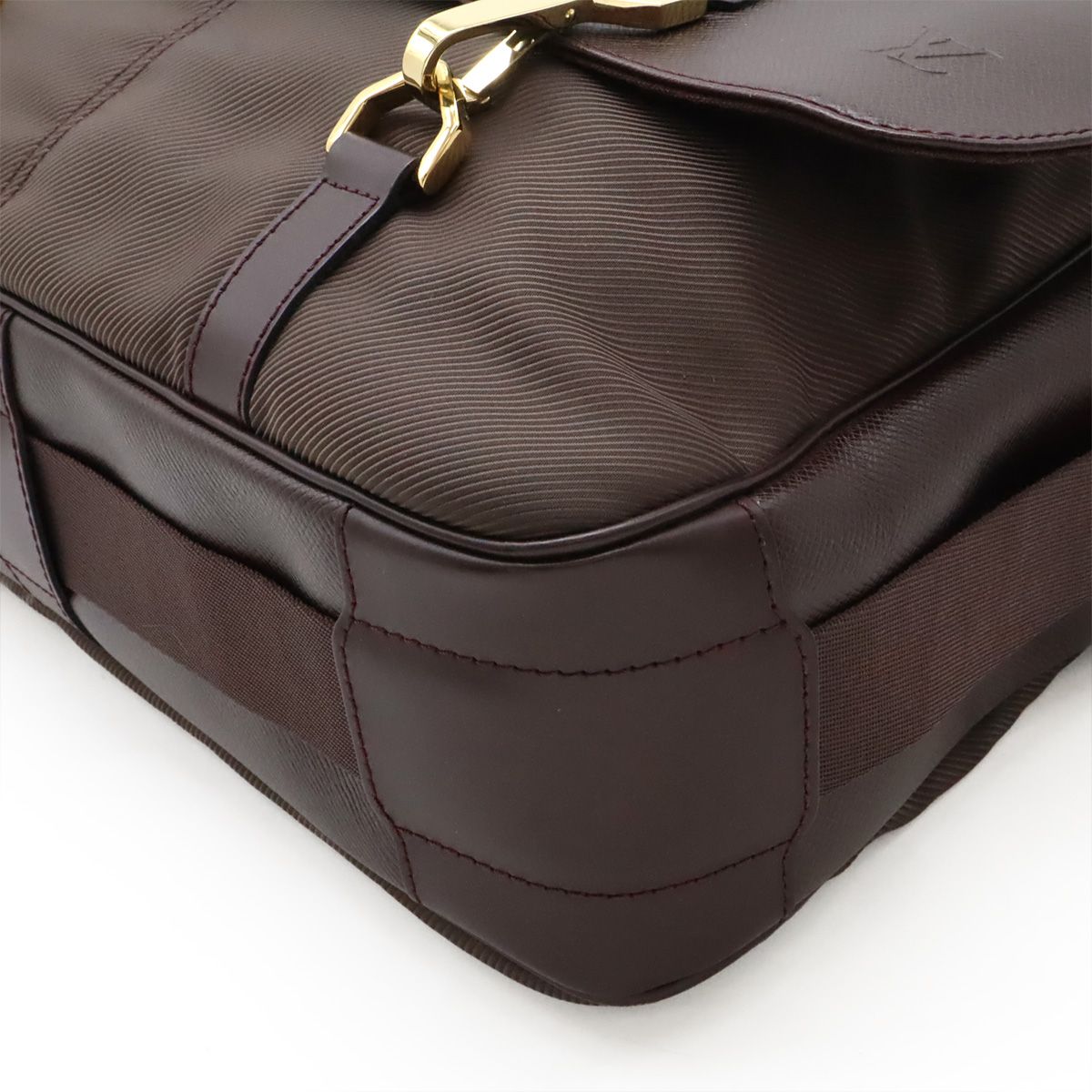 LOUIS VUITTON ルイヴィトン デルスー タイガ メッセンジャーバッグ ルイヴィトン デルスー ショルダーバッグ タイガ メッセンジャーバッグ