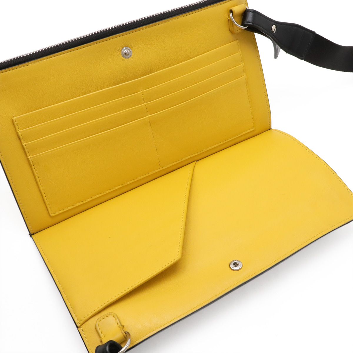 FENDI(フェンディ) &frasl; モンスター&frasl;ショルダーバッグ&frasl;レザー&frasl;グリーン FENDI フェンディ モンスター ショルダーバッグ ポシェット 斜め掛け 2WAY クラッチバッグ レザー ブラック 黒 イエロー 黄色 7M0284