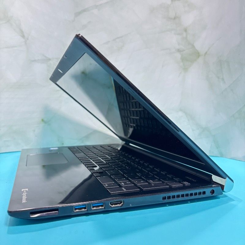 爆速第6世代Core i7✨美品✨動作良好✨東芝ノートパソコン✨メモリ8GB