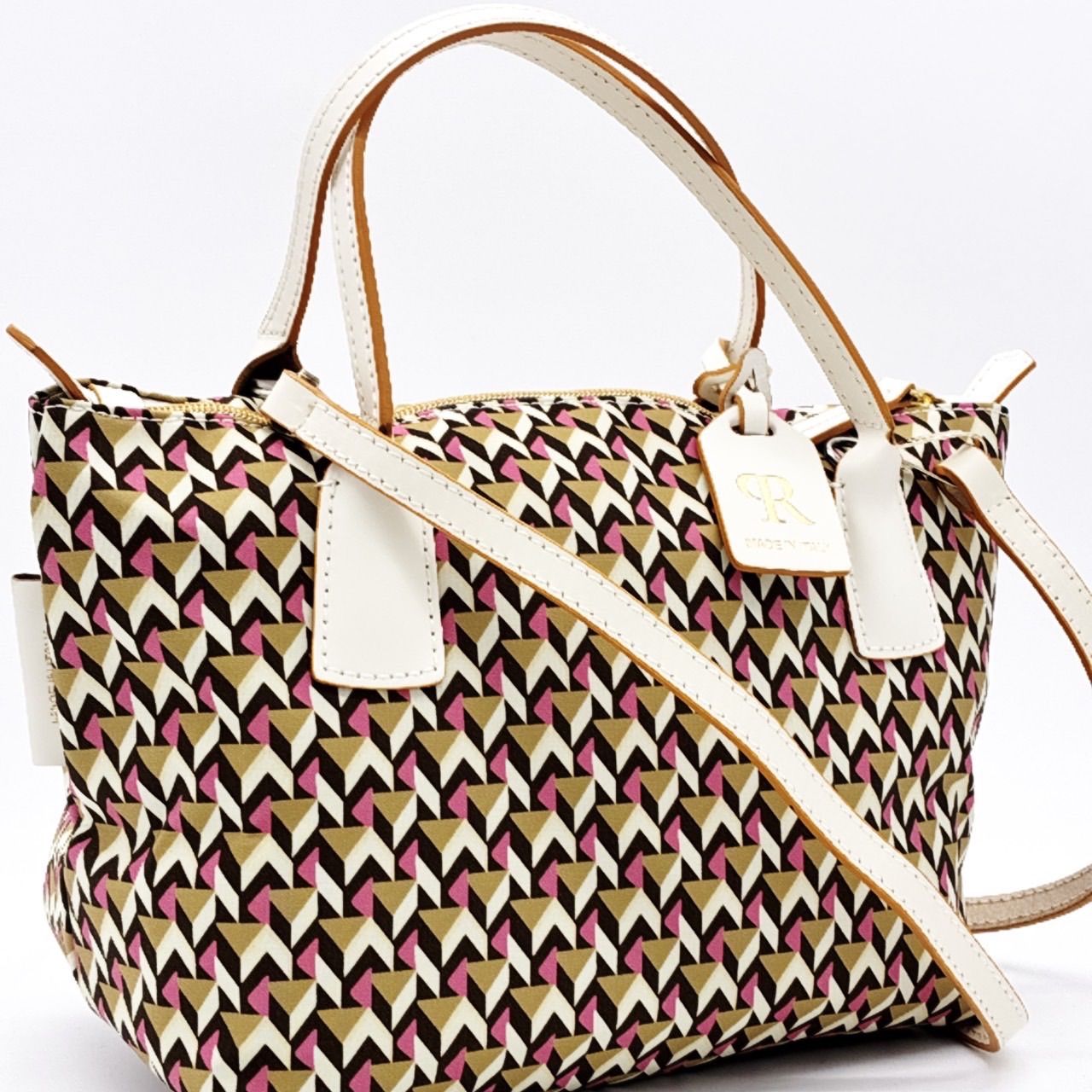 【新品未使用】ロベルタピエリ 2wayショルダーバッグ 専用】 ロベルタピエリ TATAMI ショルダーバッグ 2way 赤 レッド