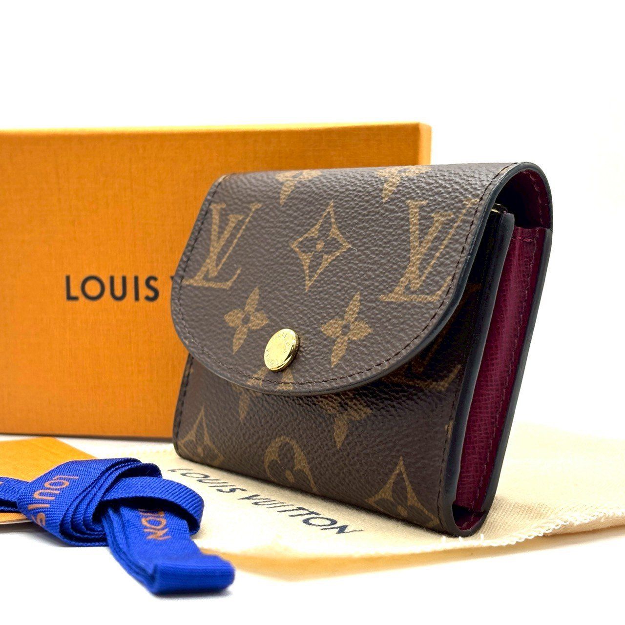 内側で気分が上がる】 LOUIS VUITTON 二つ折り財布 コンパクト