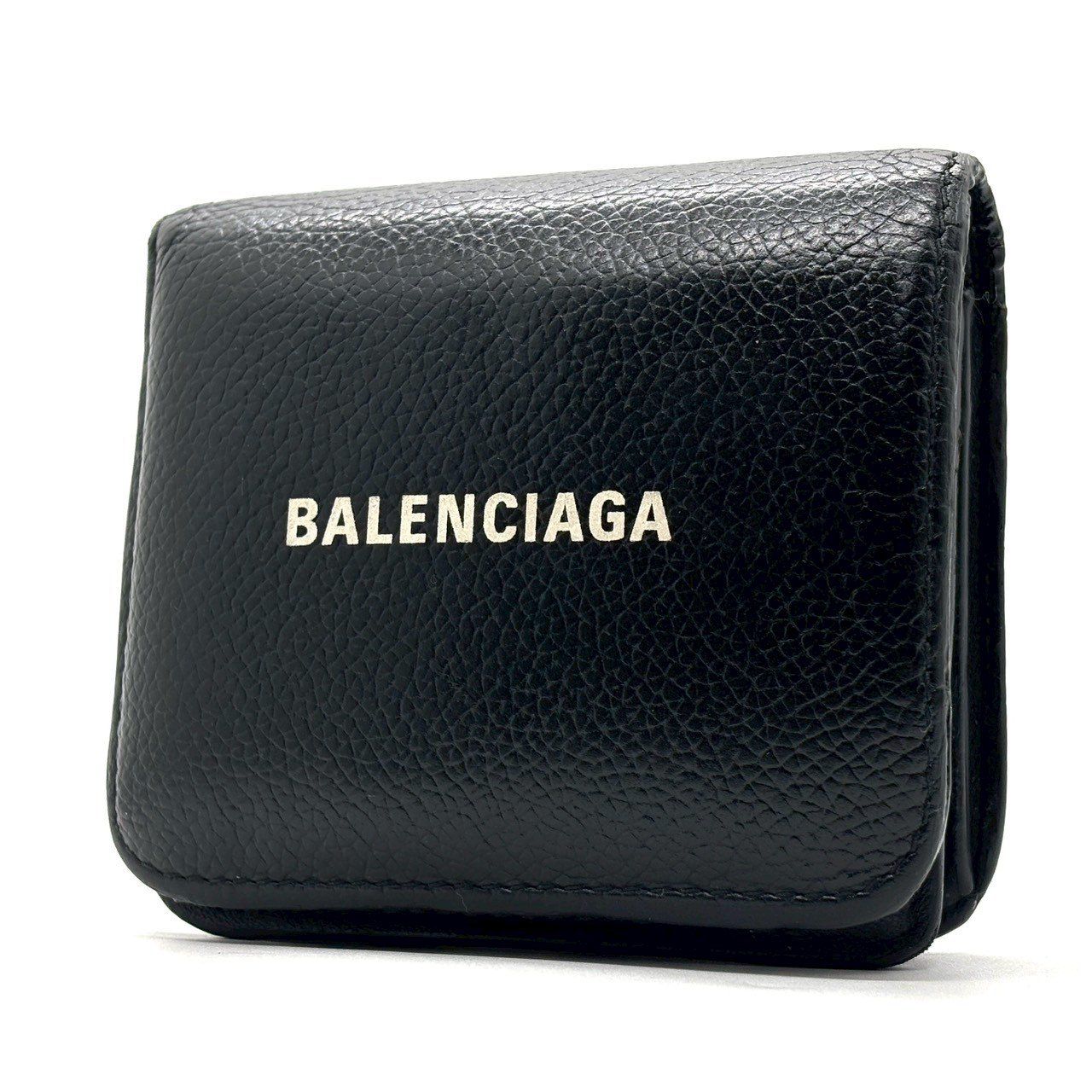 ロゴで選ぶ黒】 BALENCIAGA 二つ折り財布 エブリデイ キャッシュ