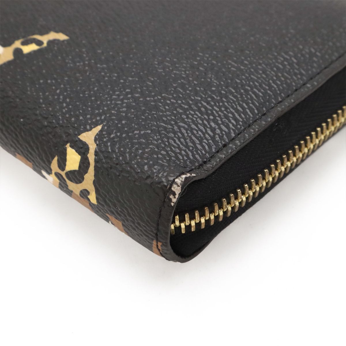 LOUIS VUITTON ルイ ヴィトン モノグラムジャングル ジャイアント