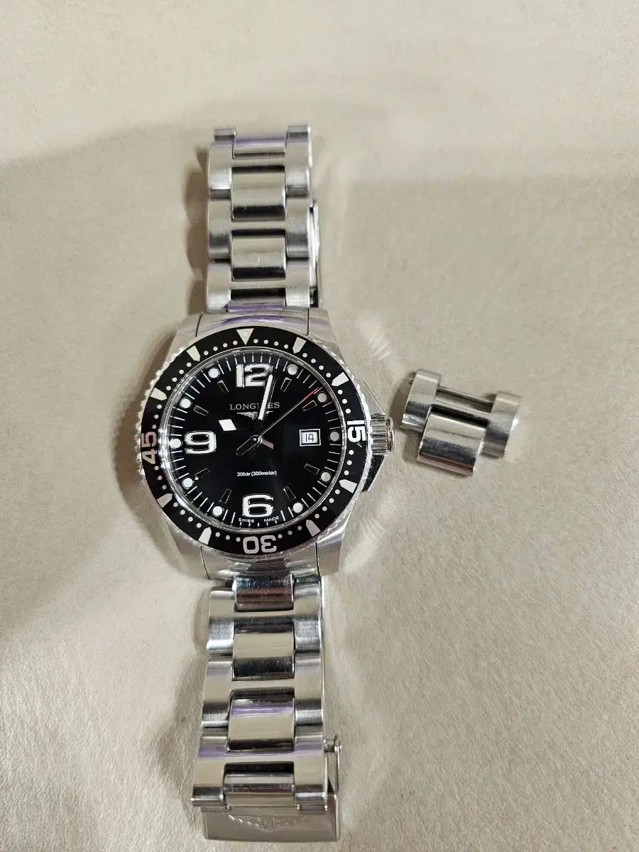 ロンジン ハイドロコンクエスト 39ミリ クォーツ