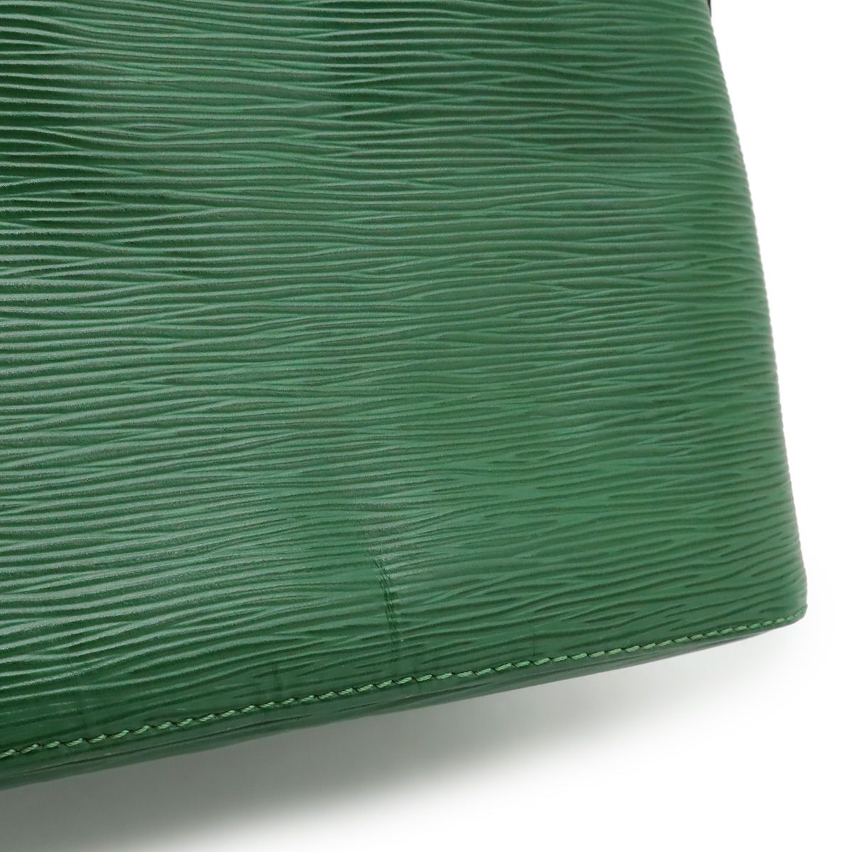 LOUIS VUITTON ルイ ヴィトン エピ プチノエ ショルダーバッグ