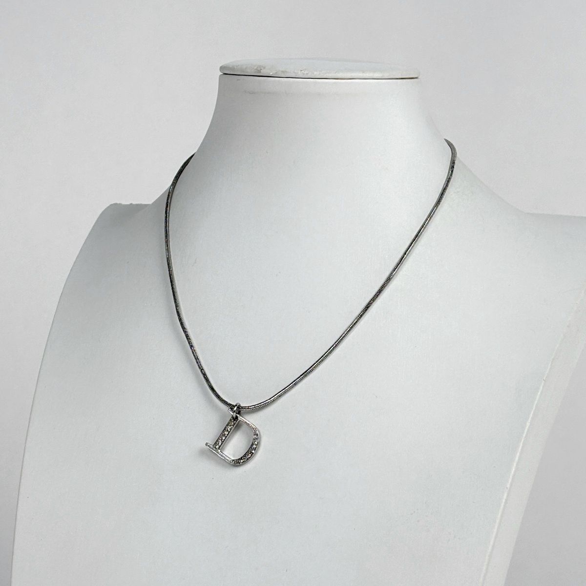 【極美品】ChristianDior ディオール　ネックレス　ストーン　シルバー Christian Dior（クリスチャン・ディオール） ロゴ プレート