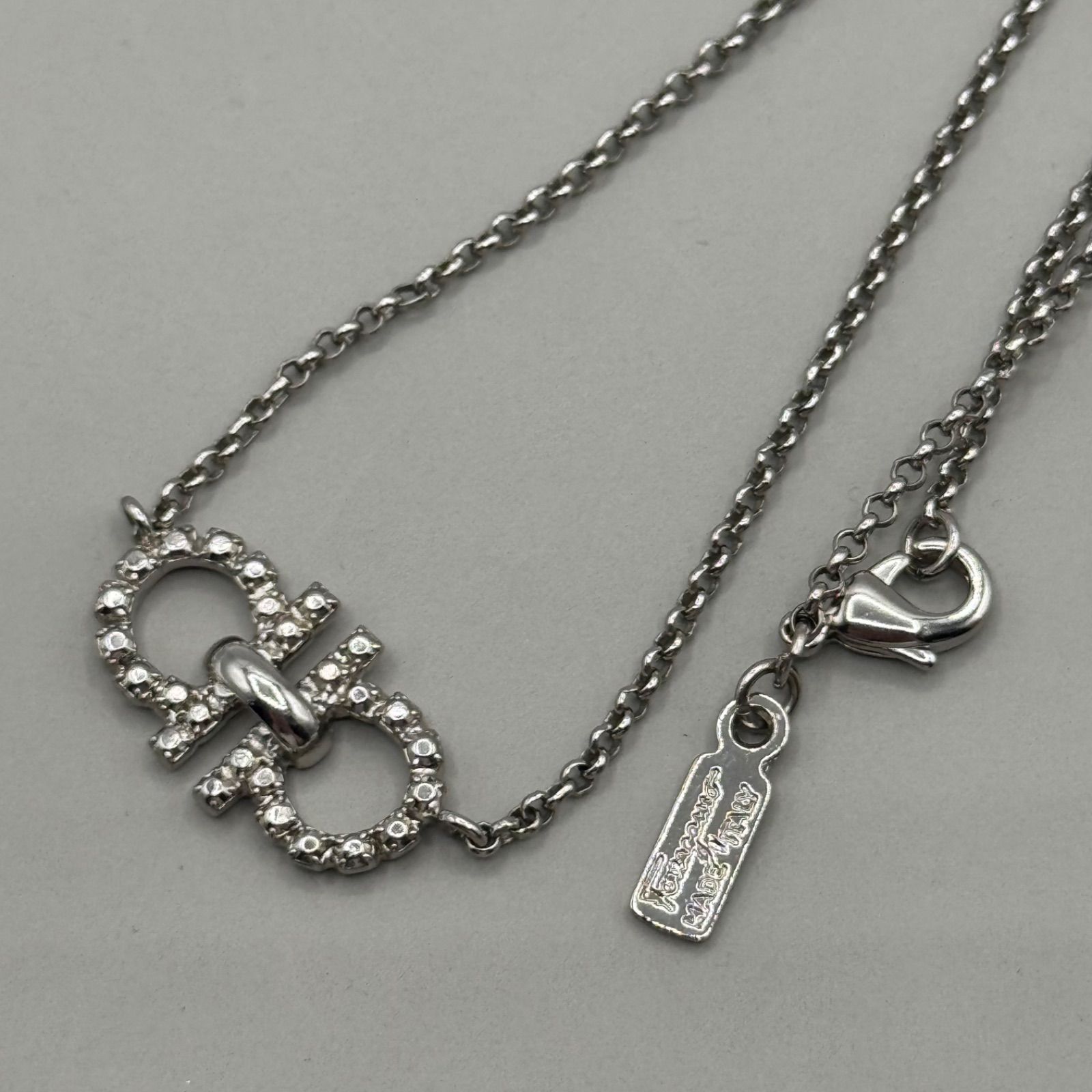 極美品 サルヴァトーレフェラガモ ガンチーニ ネックレス シルバー 銀