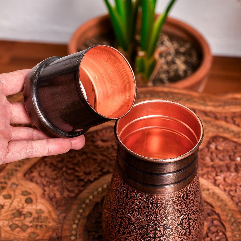 アーユルヴェーダ 高級銅製コップ付き水差し ダマスク柄が美しい