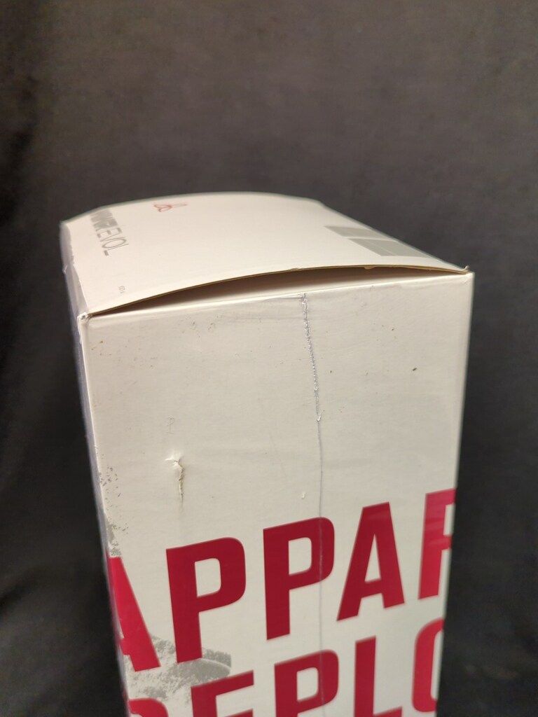 ThreeA WWR EVOL MARQUIS DE PLUME T-SHHIRT with GRENADE CONTAINER