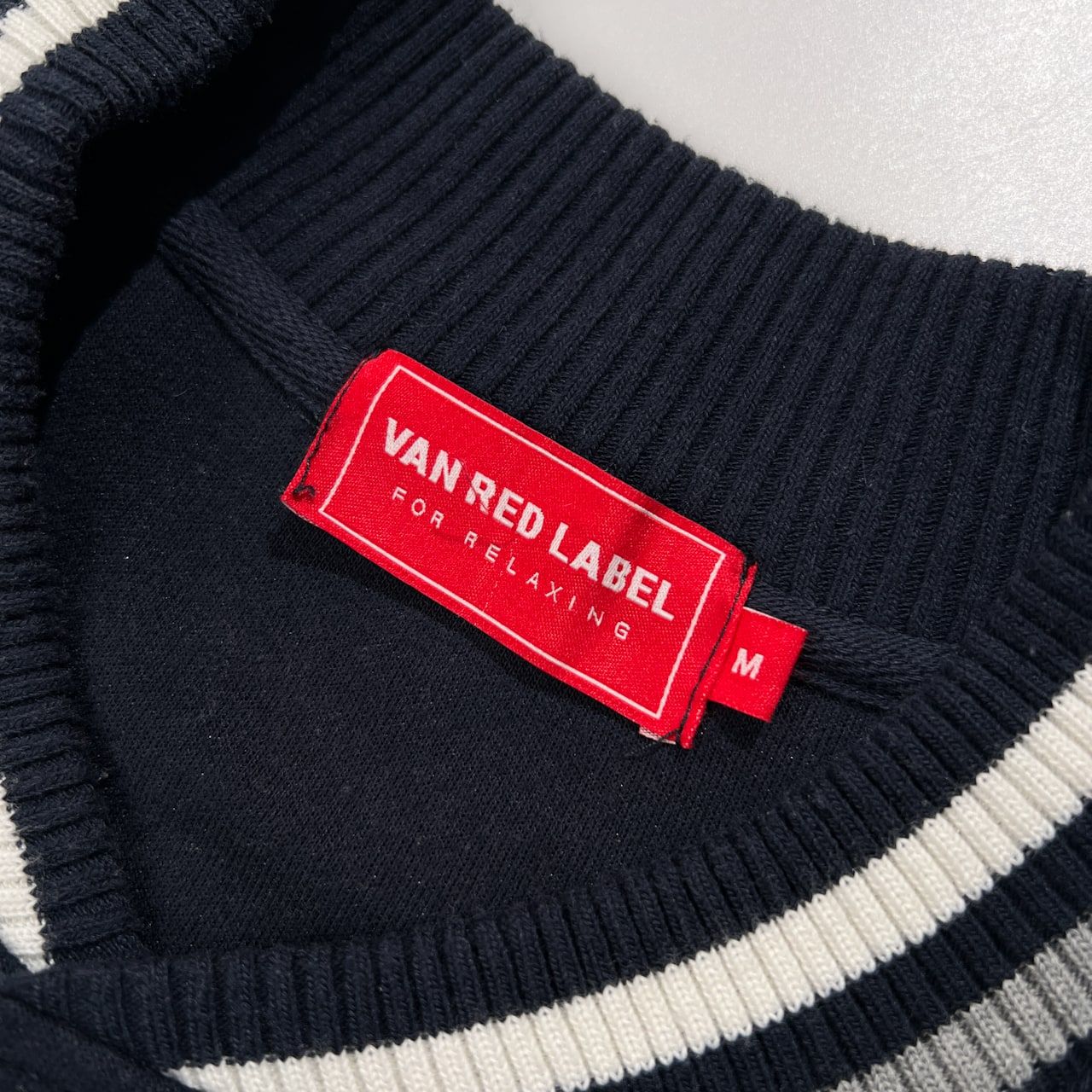 VAN RED LABEL ヴァン レッドレーベル レタード ワッペン スウェット