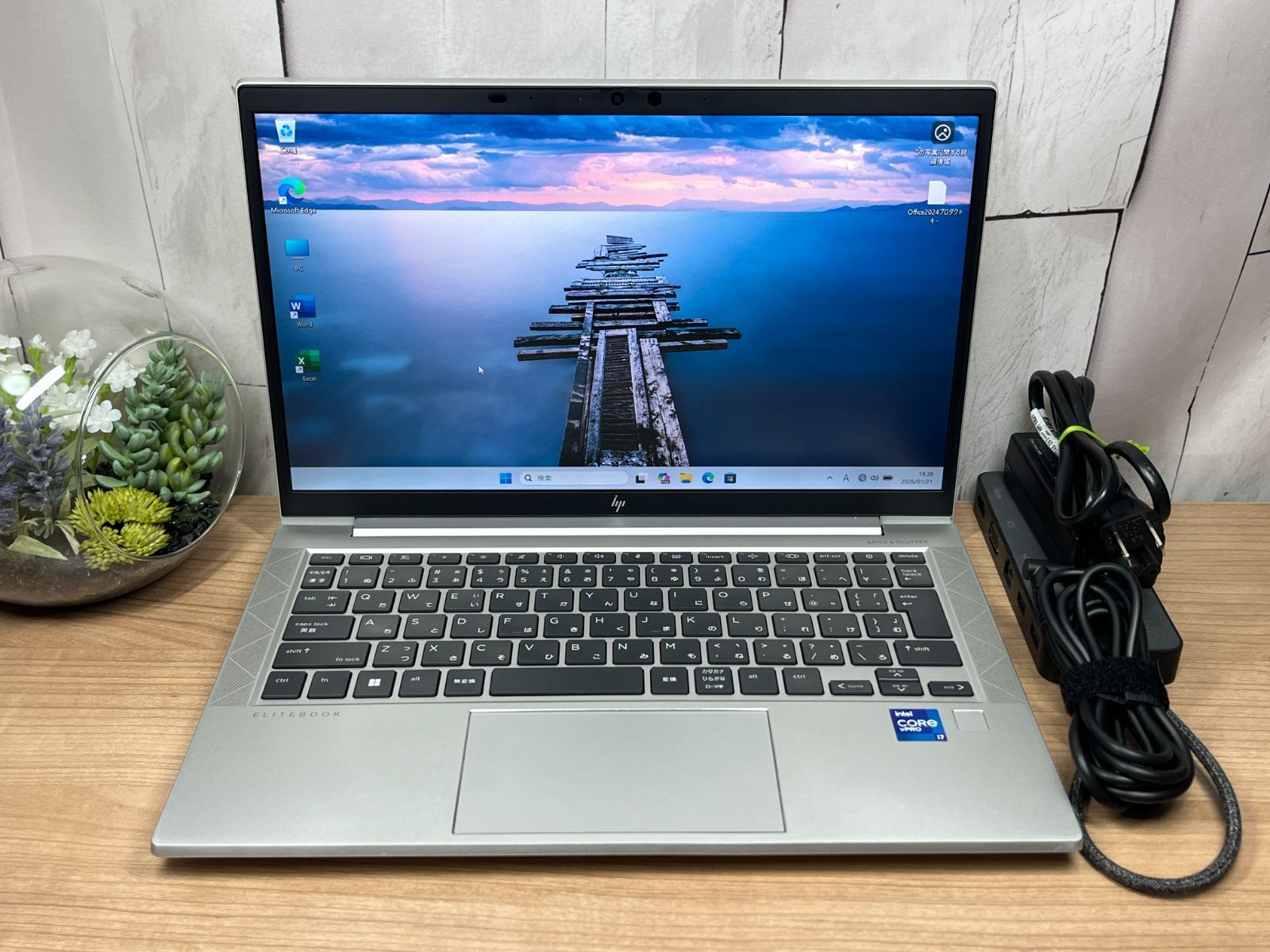 限定品〉1286 HP Elitebook 830 G8 Notebook i7 32GB 512GB 第11世代 