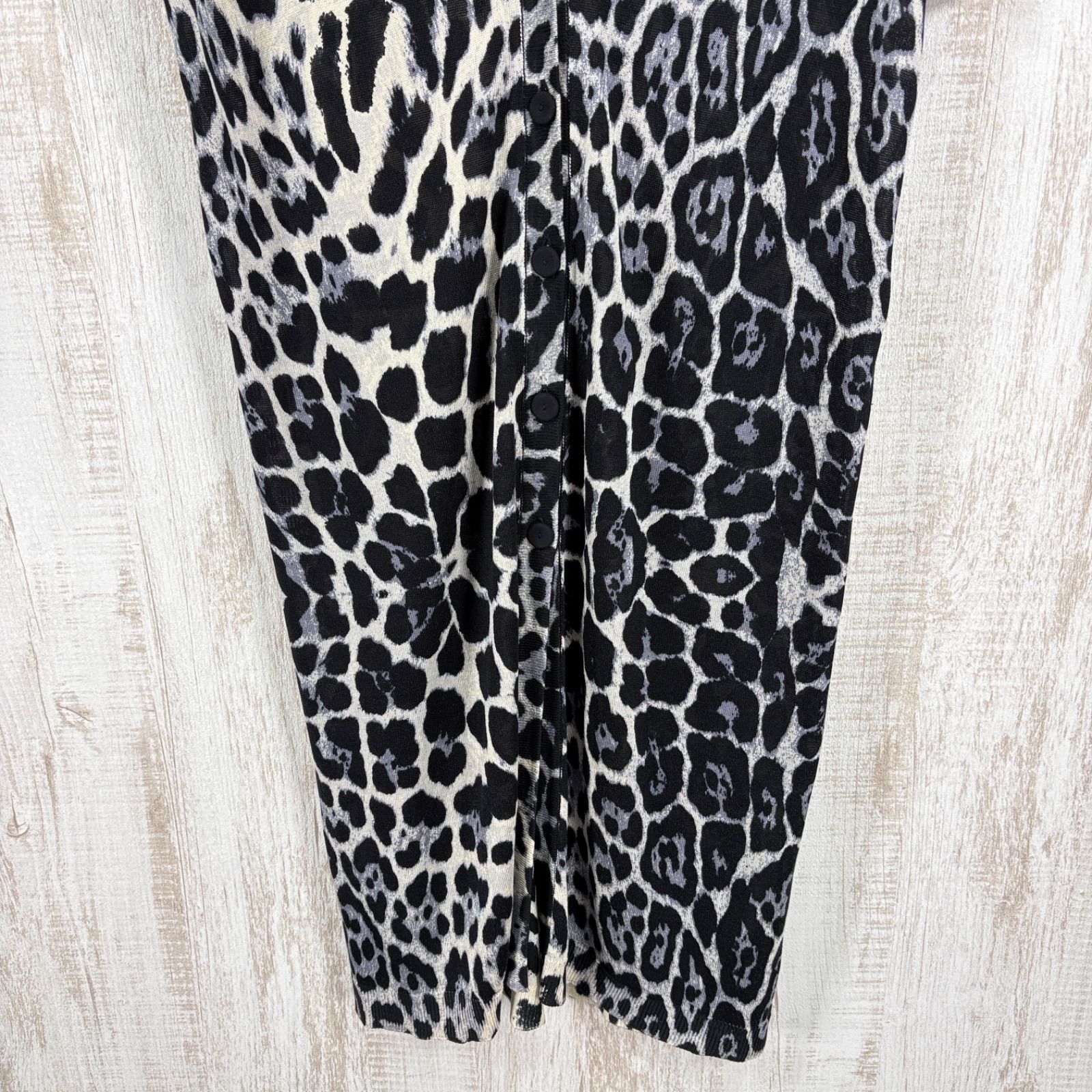 Blumarine ブルマリン ヒョウ柄 レオパード 総柄 Vネック シルク100