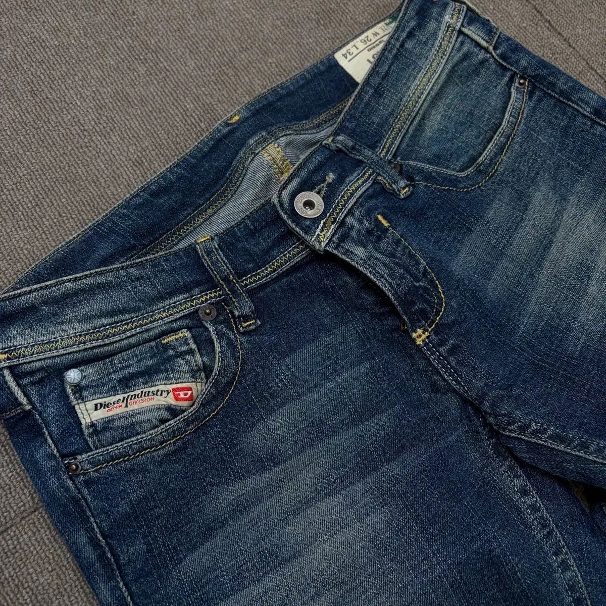 DIESEL ディーゼル ウィメンズ スリム ローライズ ストレート デニム 