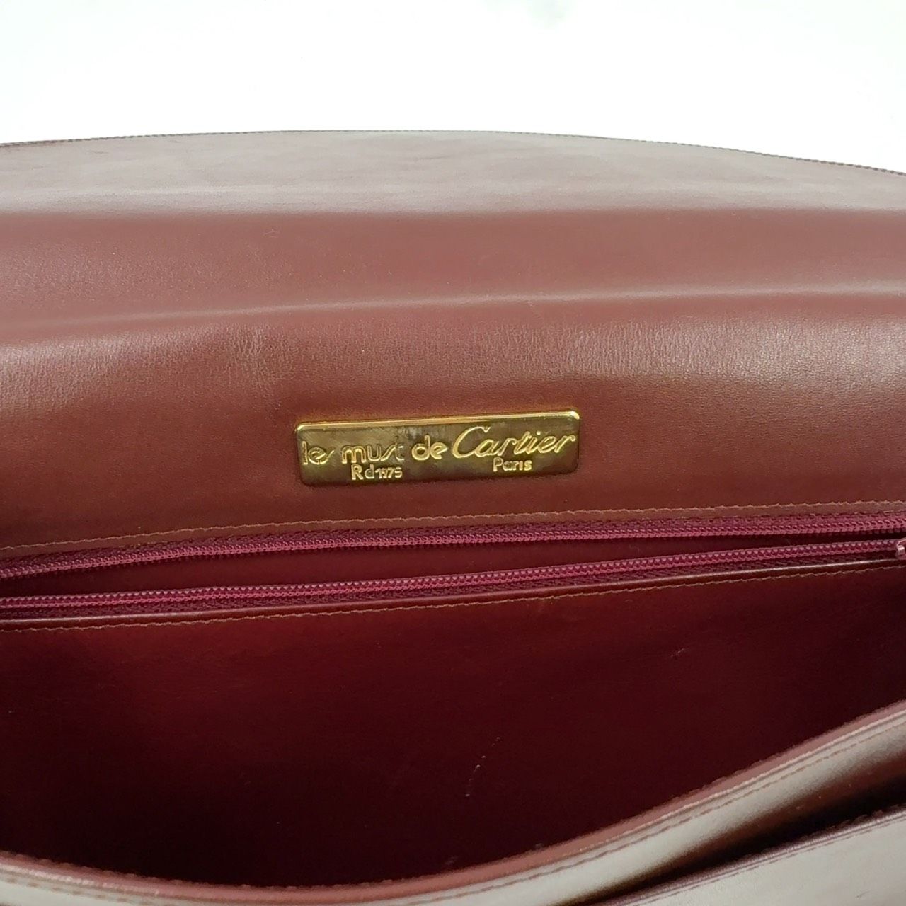 良品 Cartier クラッチバッグ レザー ボルドー マストライン Cartier（カルティエ） マスト セカンドバッグ クラッチバッグ 型押し