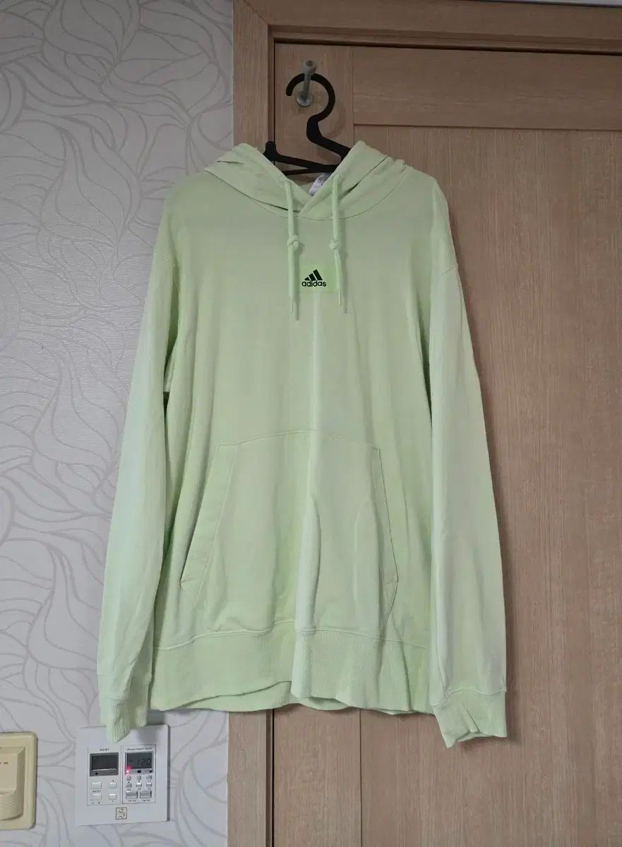 正規品 アディダス フードTシャツ