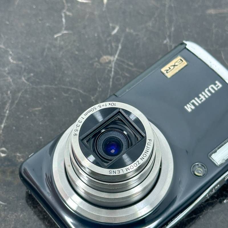 FUJIFILM FinePix F70EXR ブラック コンパクトデジタルカメラ EXR
