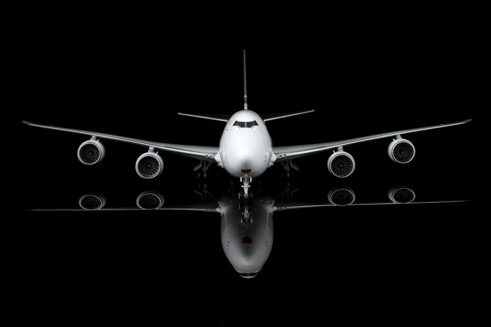 SQwings UPS 747-8F N605UP 1/200 L2187 - メルカリ