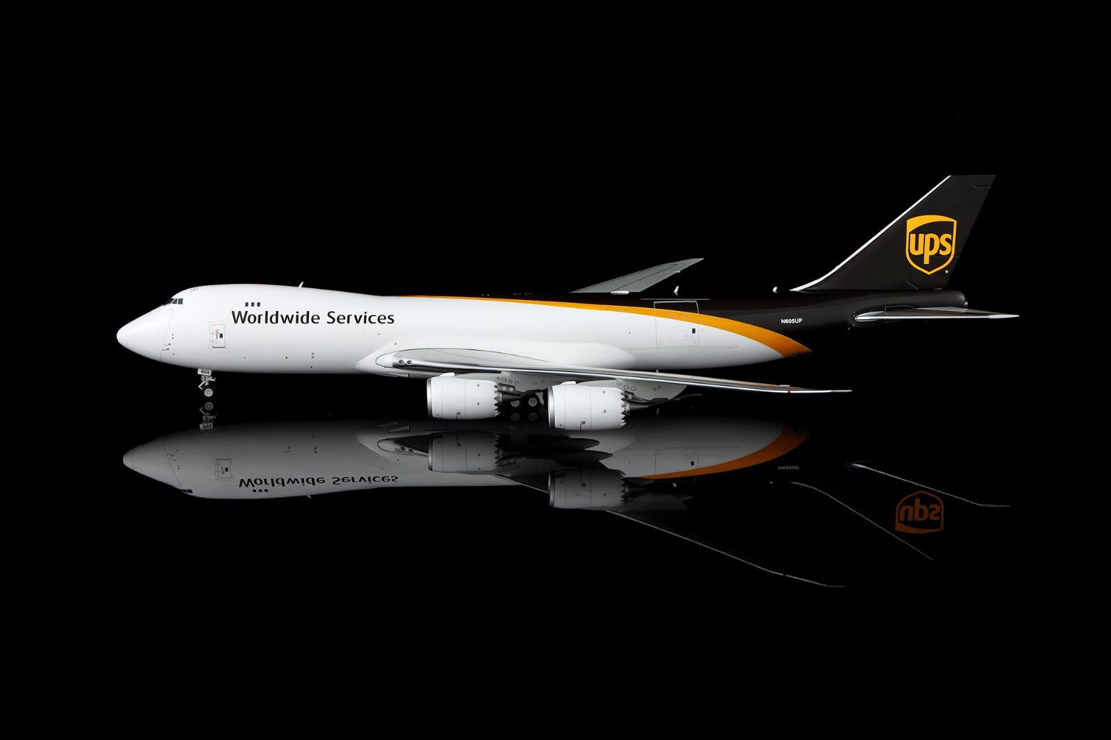 SQwings UPS 747-8F N605UP 1/200 L2187 - メルカリ