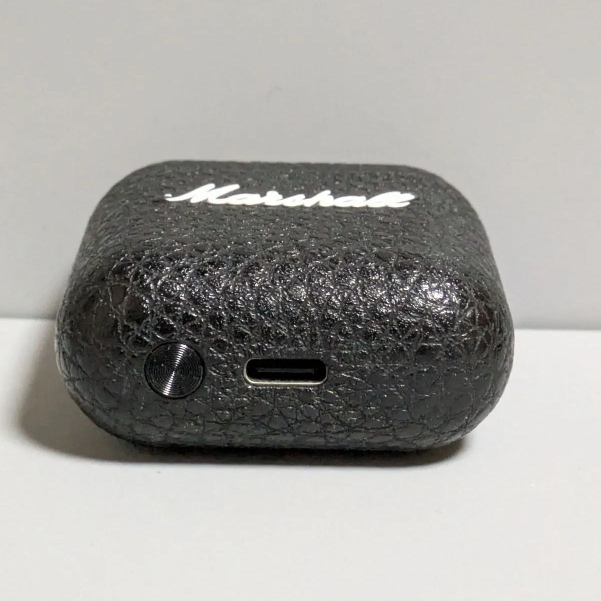 美品 Marshall MINOR Ⅳ 充電ケースのみ 黒 ブラック 完全ワイヤレス 