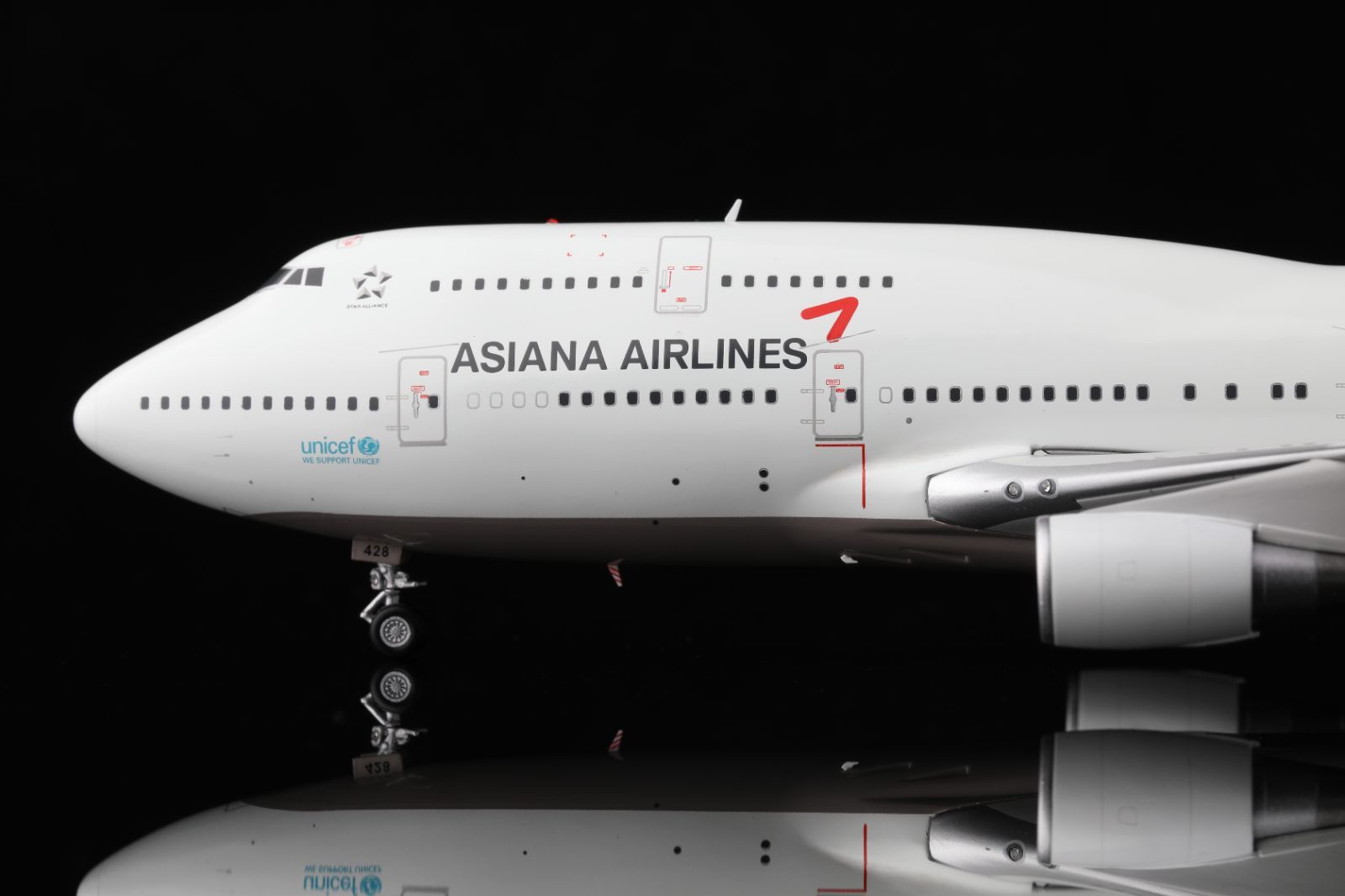 SQwings アシアナ航空 747-400 HL7428 1/200 L2003 - メルカリ