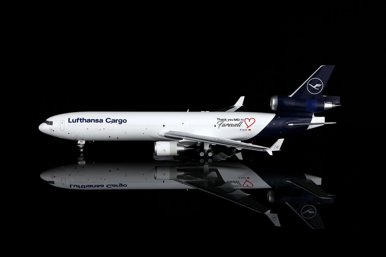 SQwings ルフトハンザカーゴ MD-11F D-ALCC 1/200 L2104FD(フラップ