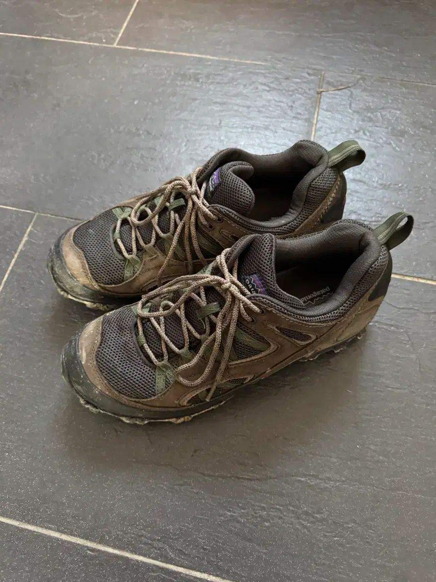 patagonia パタゴニア GORE TEX ゴアテックス Vibram ビブラム ハイキング 登山靴 270