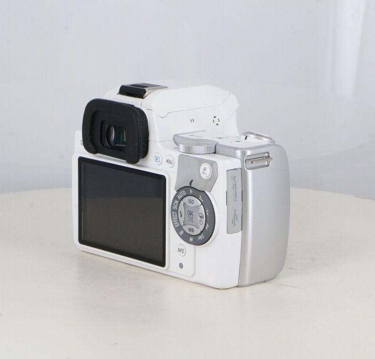 中古】(ペンタックス) PENTAX K-S1 ボデイ ホワイト - メルカリ