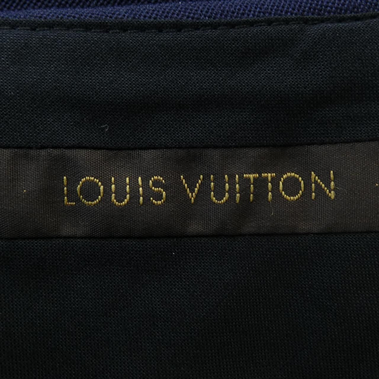 ルイヴィトン LOUIS VUITTON F2PA25W77 ショートパンツ - メルカリ 