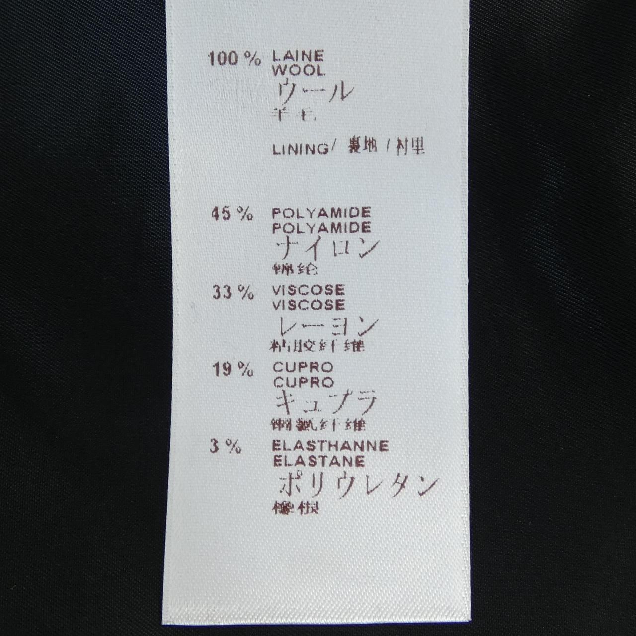 ルイヴィトン LOUIS VUITTON F2PA25W77 ショートパンツ - メルカリ 