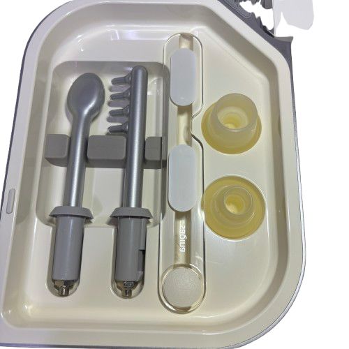 SAQINA/サキナ ビジュー美顔器＋オマケ付 - メルカリ