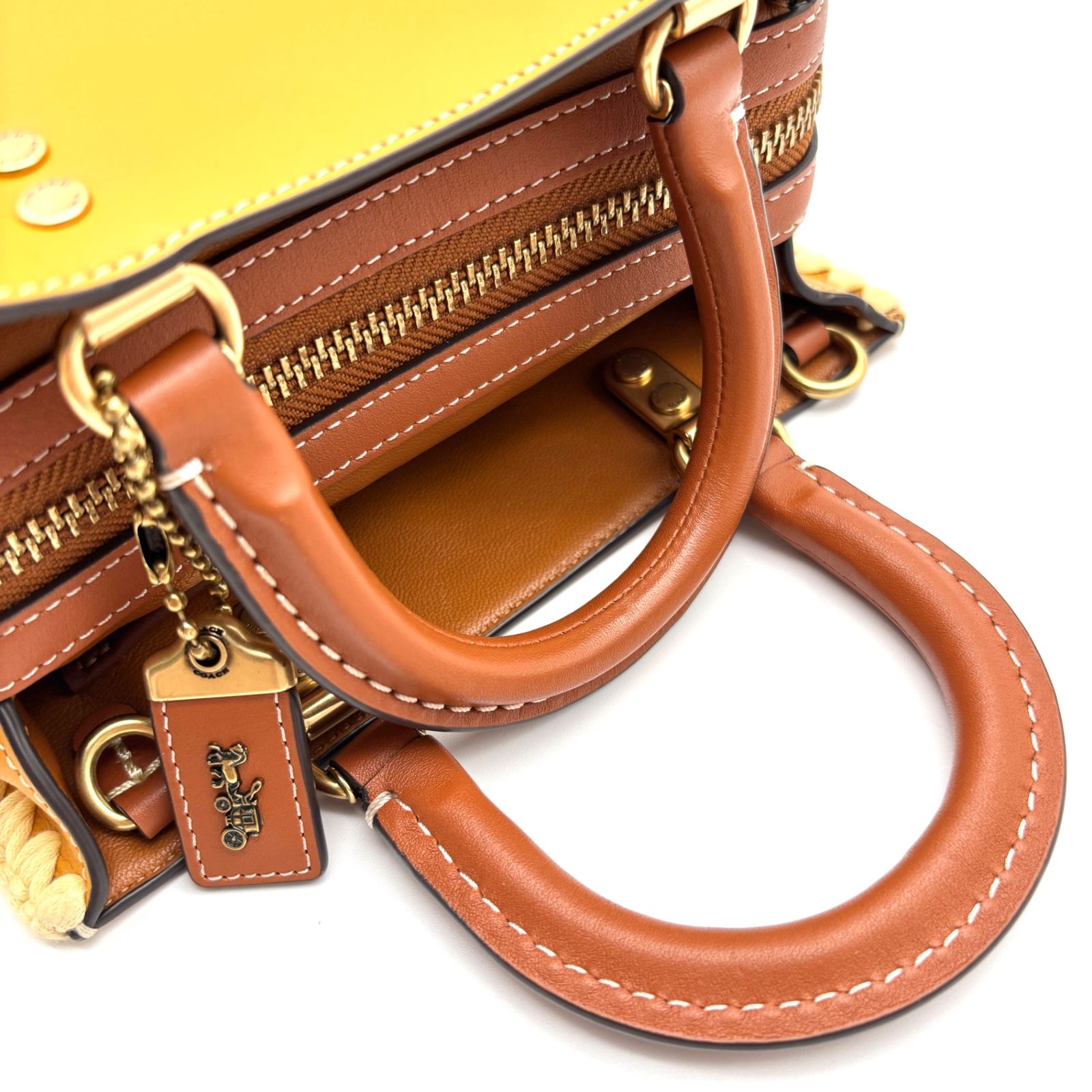 極美品 COACH コーチ ローグ20 クロシェ ハンドバッグ ショルダー