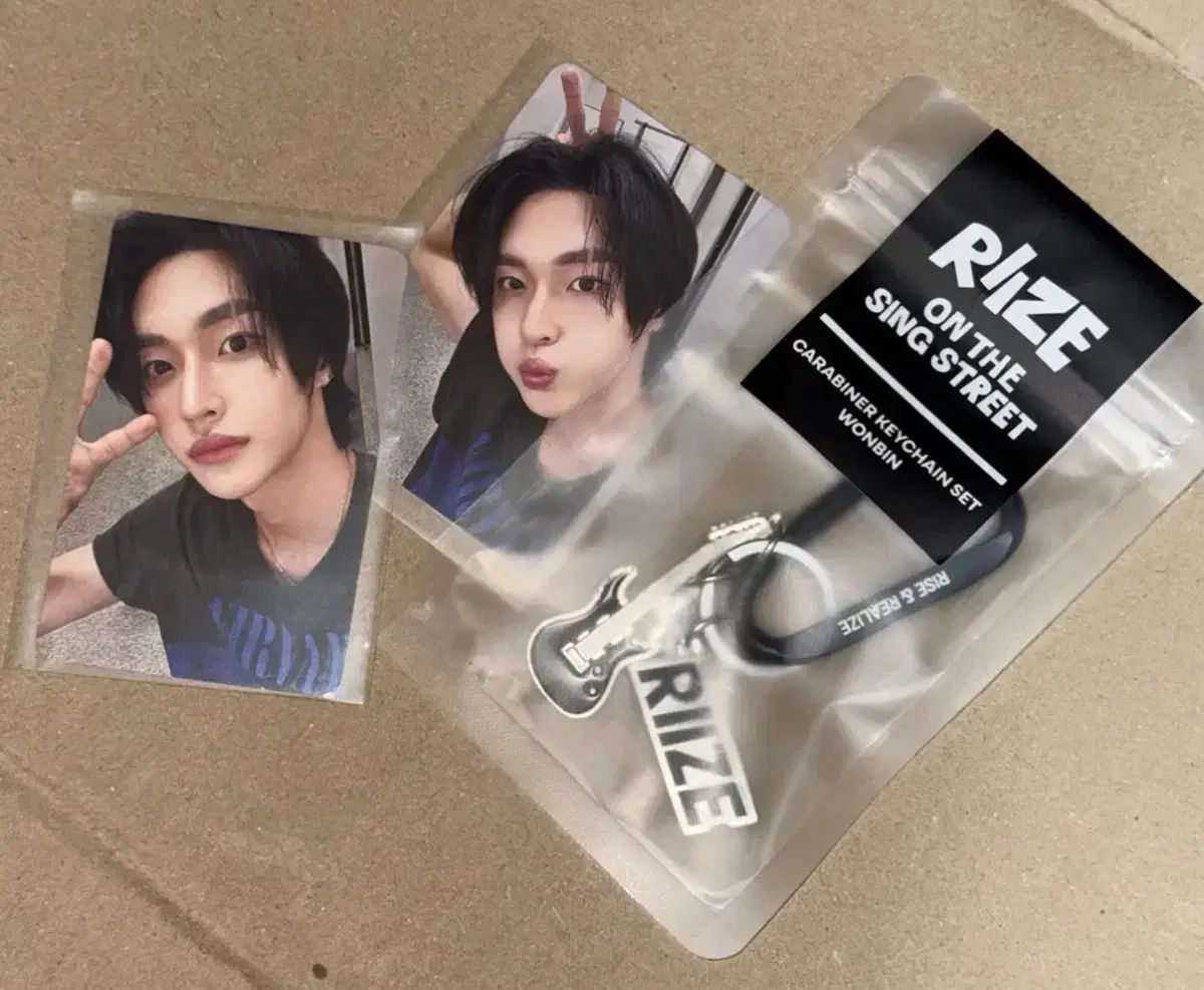 ウォンビン RIIZE ライズ カラビナ キーホルダー セット