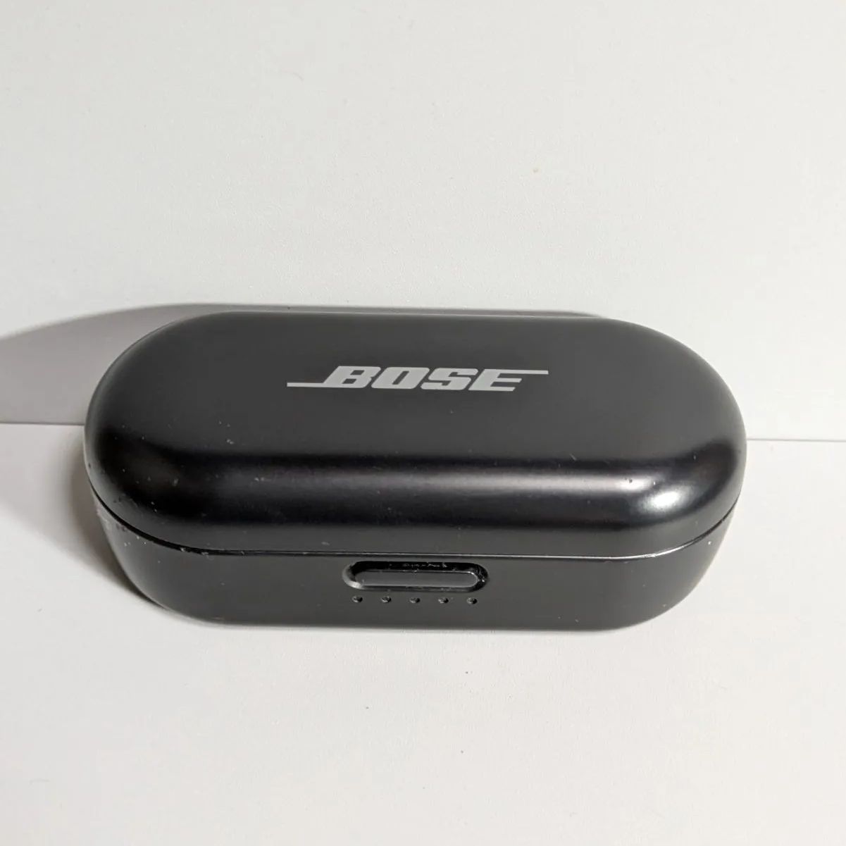 Bose Sport Earbuds 427929 充電ケースのみ ブラック 完全ワイヤレス