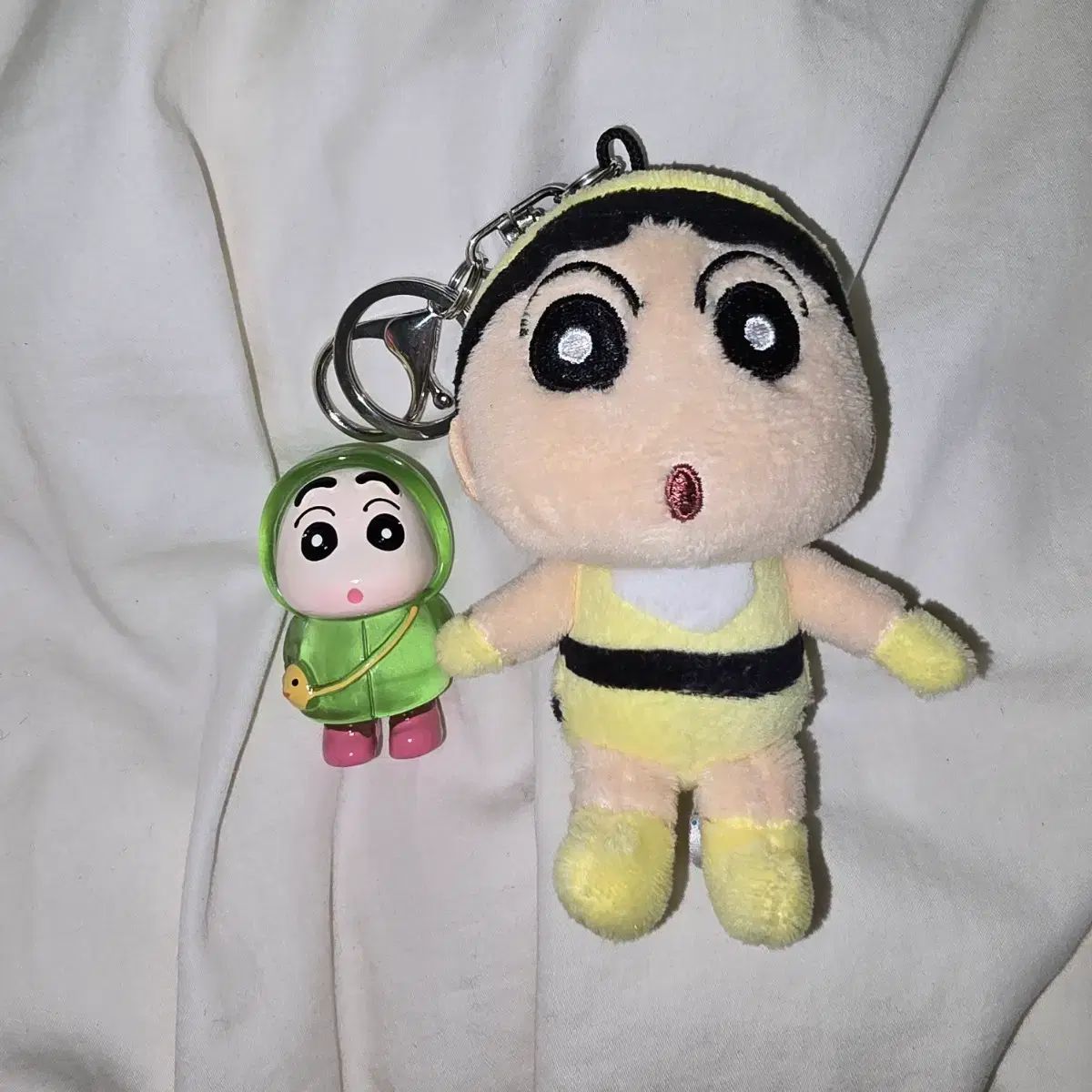 クレヨンしんちゃん レインコート フィギュア + おまけ付き - メルカリ