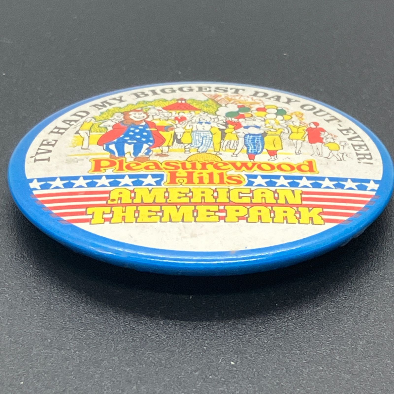 缶バッジ アメリカ 輸入 雑貨 ビンテージ 『 プレジャーウッドヒルズ