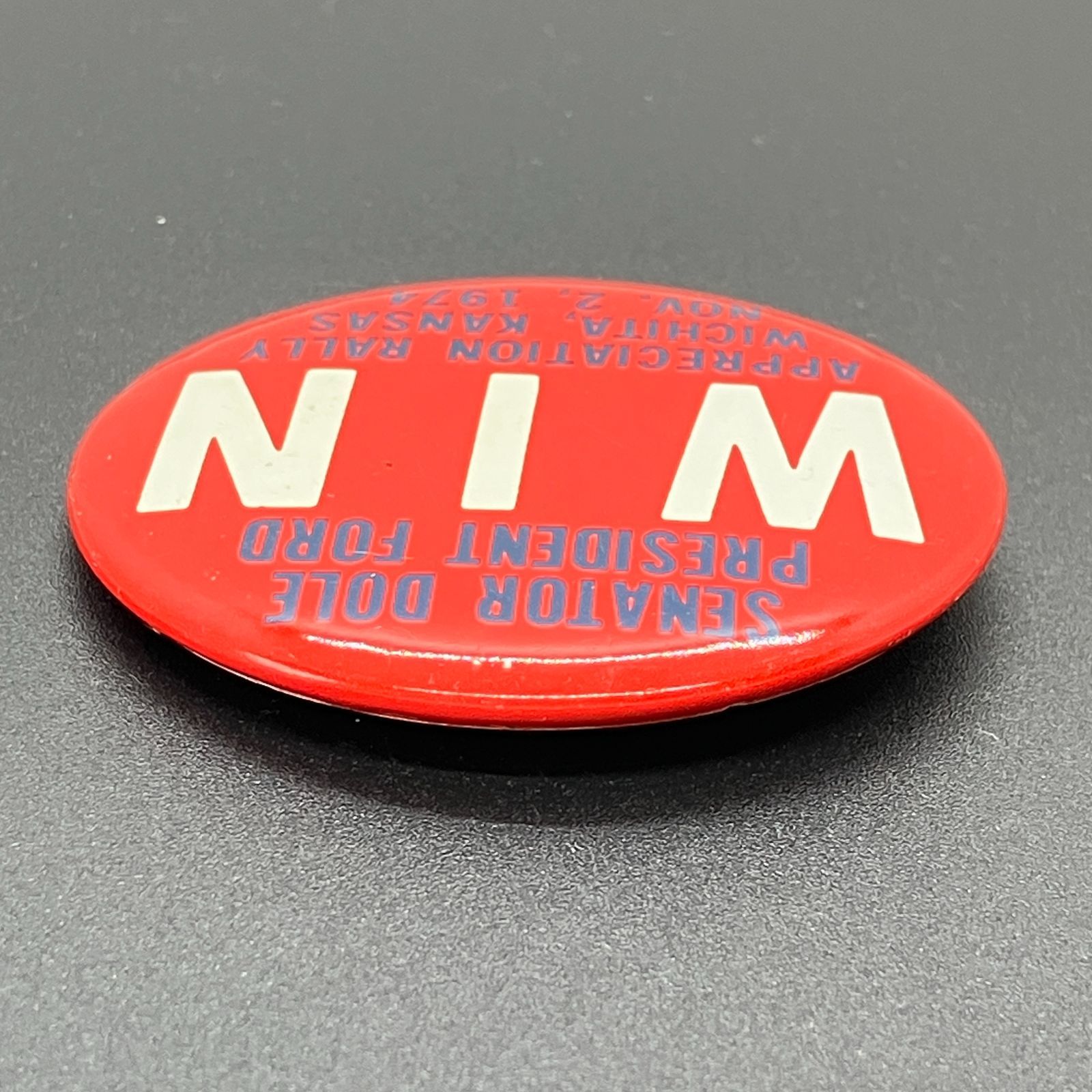 缶バッジ アメリカ 輸入 雑貨 ビンテージ 『 フォード大統領 ドール