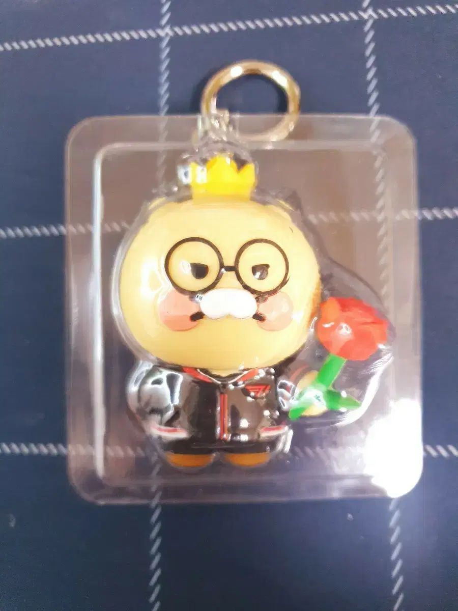 t1 チュンシク FAKER LED キーホルダー - メルカリ