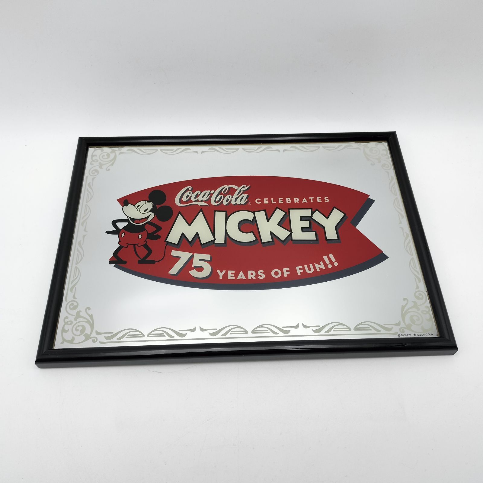 ミッキーマウス　コカ・コーラパブミラー 美品】コカ・コーラ×ディズニー ミッキー 75周年記念 パブミラー 鏡