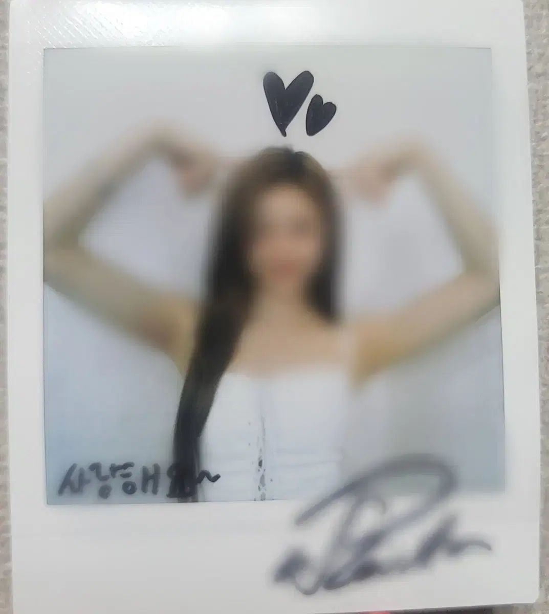 パリタ サイン入りチェキ ポラロイド pharita ベイビーモンスター
