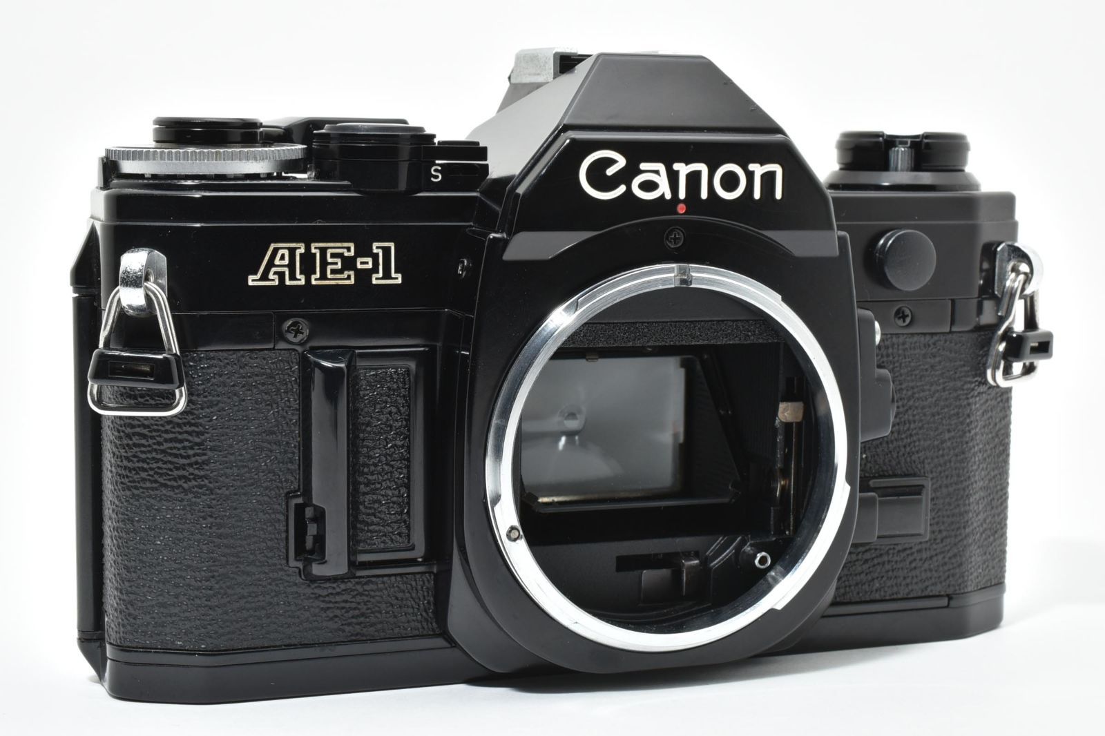 5796 【良品】 Canon Ae-1 Black Slr Film Camera モルト交換済 動作