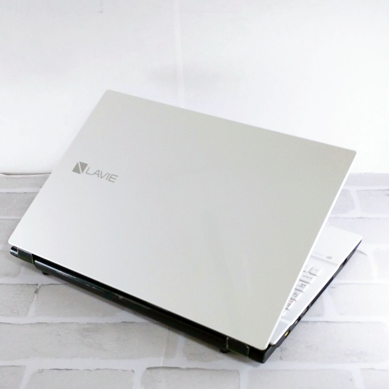 たっぷり1TB DVD視聴 最新Windows11 ノートパソコン NEC Lavie カメラ