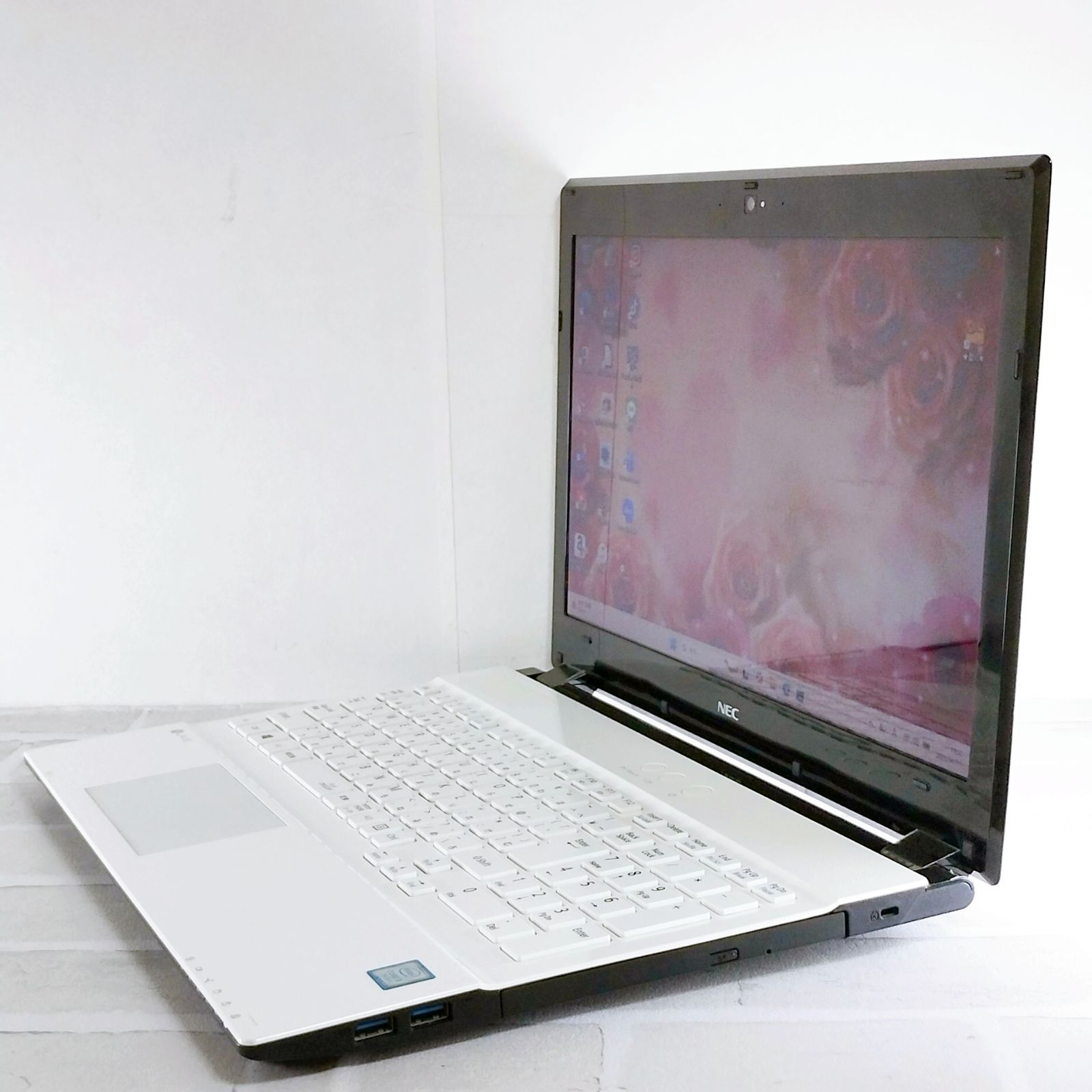 たっぷり1TB DVD視聴 最新Windows11 ノートパソコン NEC Lavie カメラ