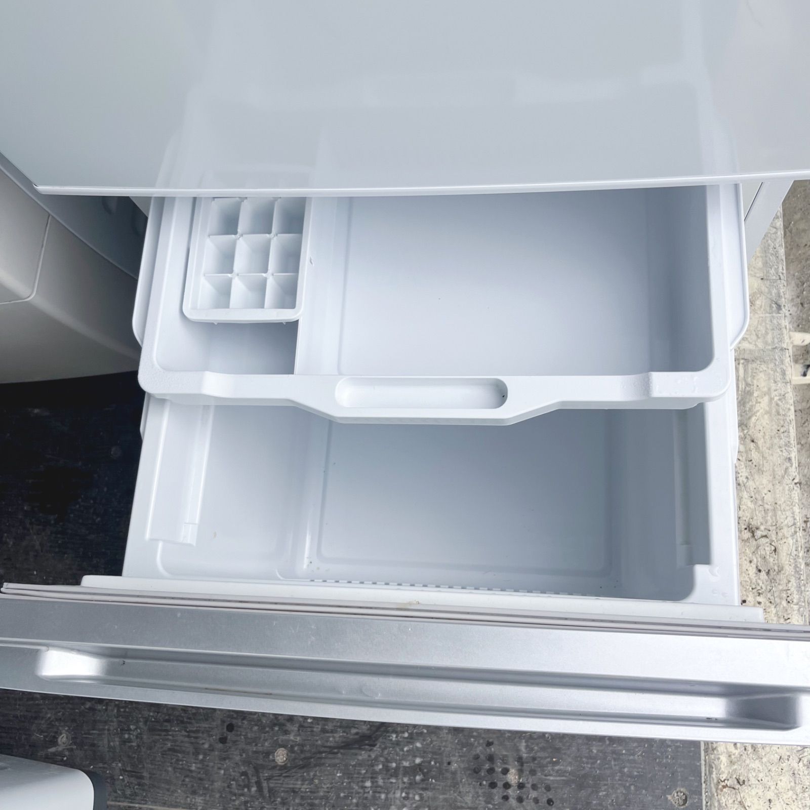 351取付無料！新生活応援 シンプルホワイトインテリア3ドア冷蔵庫 351取付無料！新生活応援 シンプルホワイトインテリア3ドア冷蔵庫