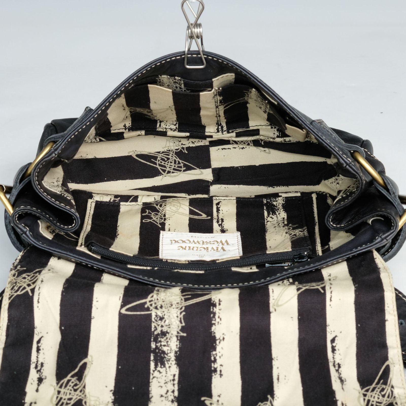 美品 Vivienne Westwood ヴィヴィアンウエストウッド アコード