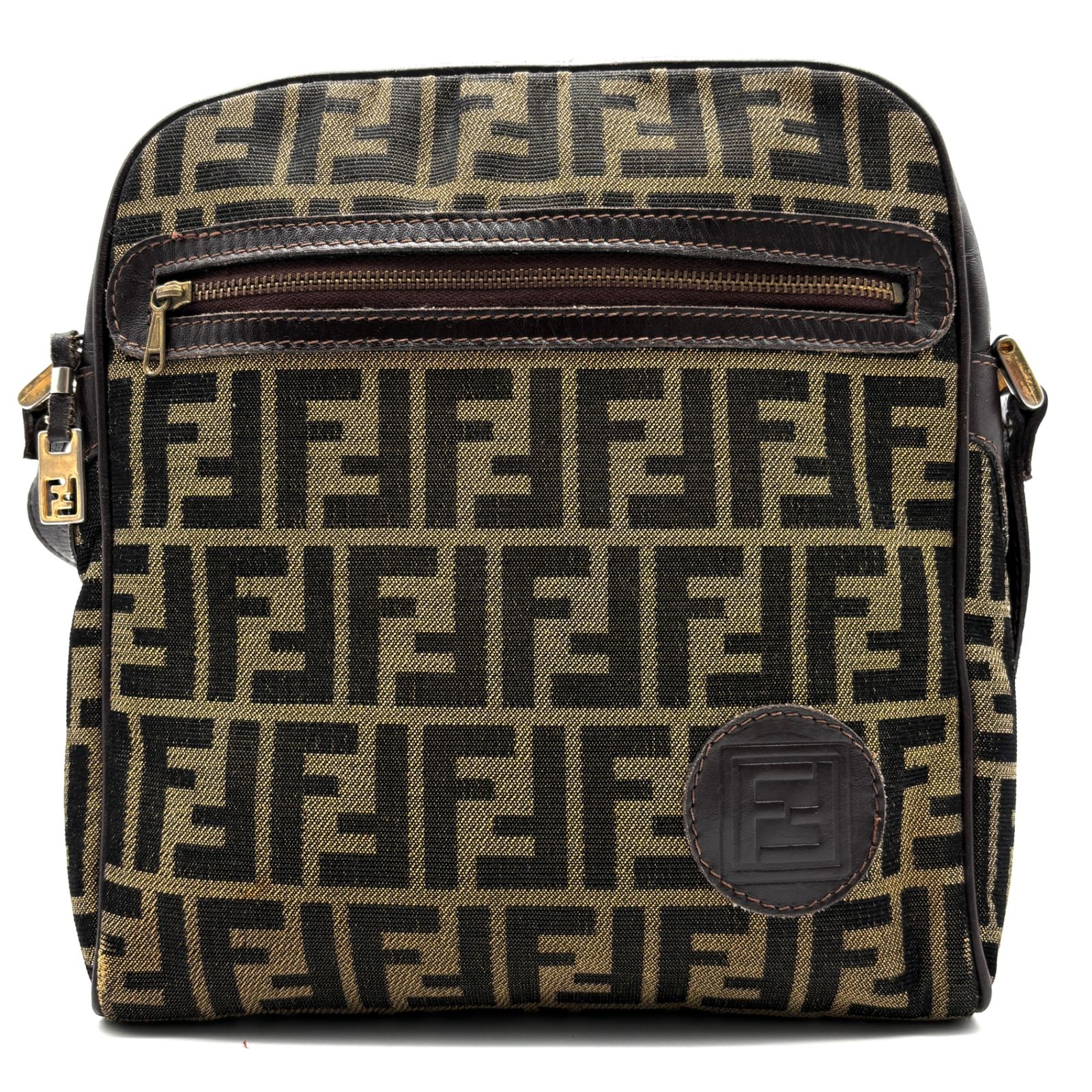 【極美品】フェンディ　ショルダーバッグ　ズッカ　総柄　FFロゴ　ナイロン　レザー 正規品 FENDI フェンディ ショルダーバッグ ズッカ FFロゴ 総柄